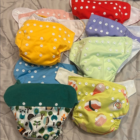 Cloth diaper bundle - Picture 2 of 5